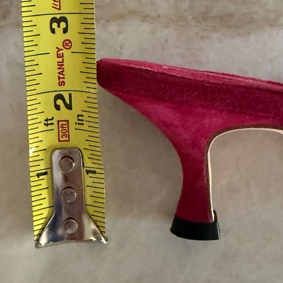 Manolo Blahnik Susa Raspberry Red Kitten Heel Suede Sandals Size 35 EU / Size 5 - Picture 11 of 13